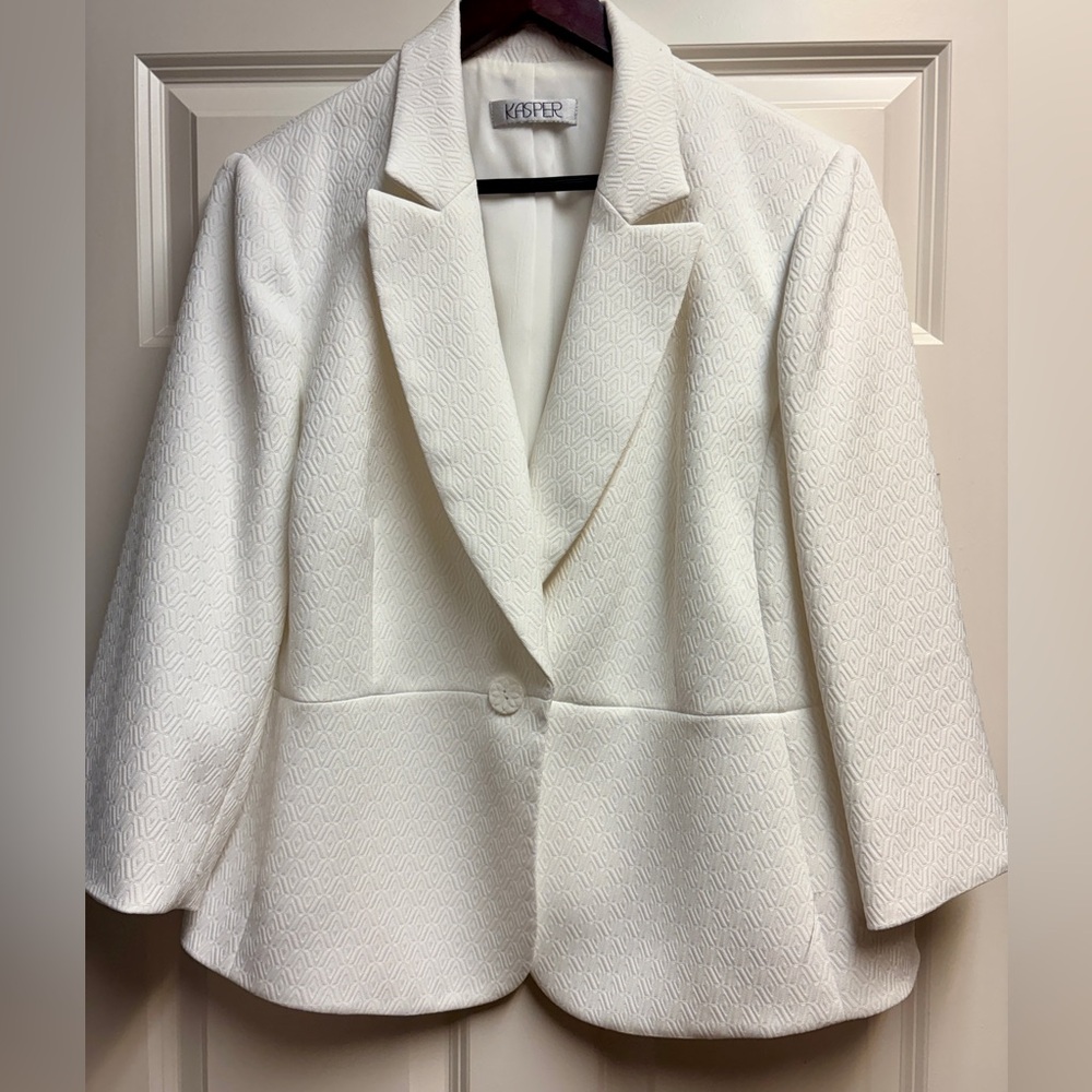 Kasper Women's Elegant White Blazer